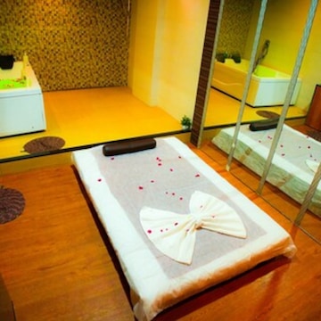 Aquam Spa