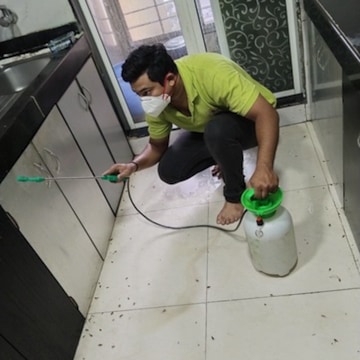 Pest Control Services Team