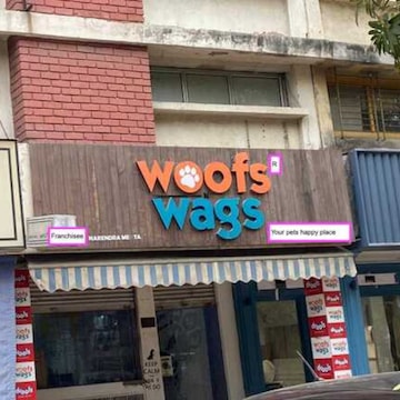 Woofs-n-Wags Pet Boarding and Clinic and Pet Park