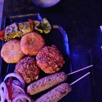 Black Club Cafe