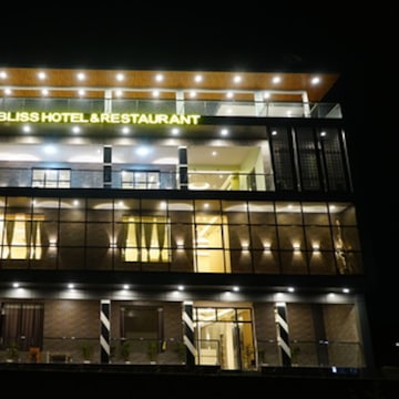 Bliss Hotel And Restaurant