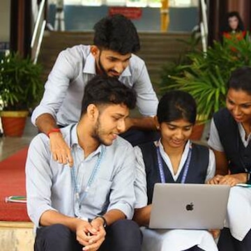 Delhi Achievers