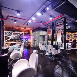S Square Family Spa Saloon & Academy
