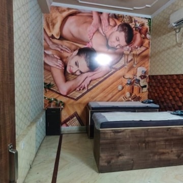 The Mount Stone Luxury Unisex Spa