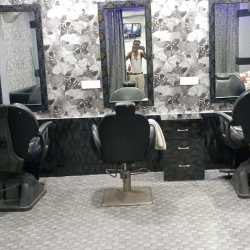 Monark The Family Saloon