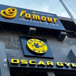 Glamour (The Luxury Spa)