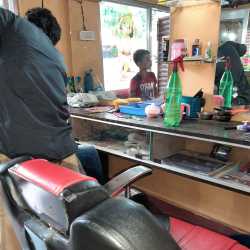 Herbal Gents Parlour