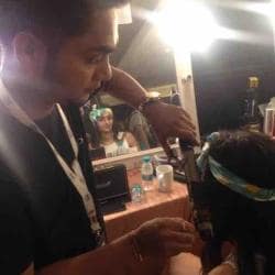 Ameet Style Hub Unisex Salon