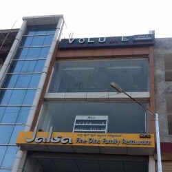 Volume Loreal Salon And Spa