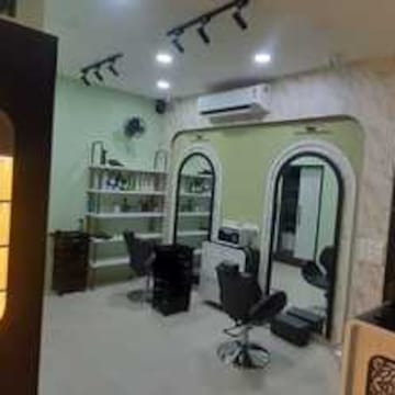 Vybz Unisex Salon