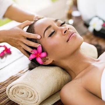 Natural True Beauty Parlour & Spa