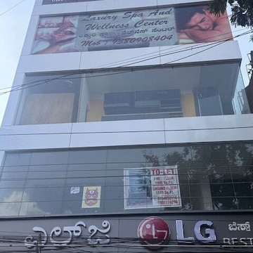 Laxury Spa and Wellness Centre