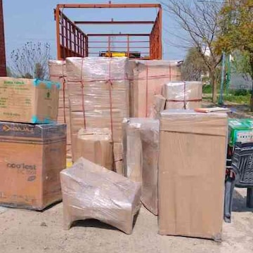 Om Packer and Movers