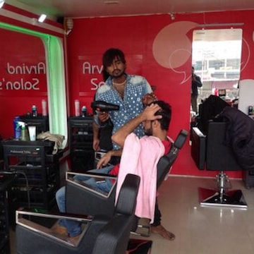 Arvind Salons