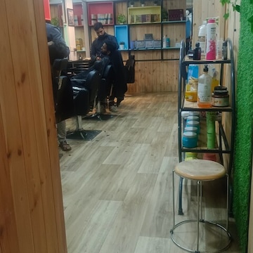 The Cabinet Salon