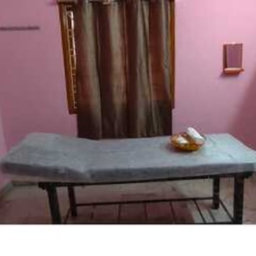 Rr Ayurvedic Massage Center