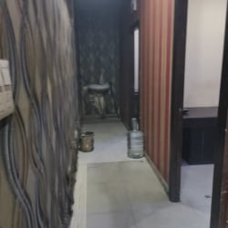 Glare Unisex Spa