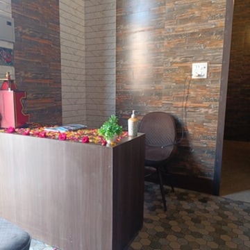 Leaf Therapy & Wellness Spa