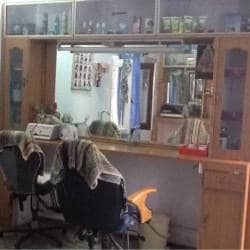 Pushp beauty parlour