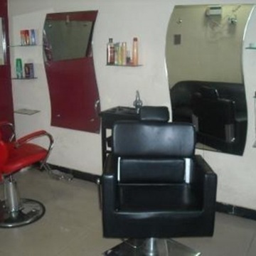 Mr And Mrs Spa & Unisex Saloon