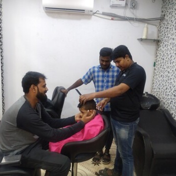 V R Trends Saloon For Men