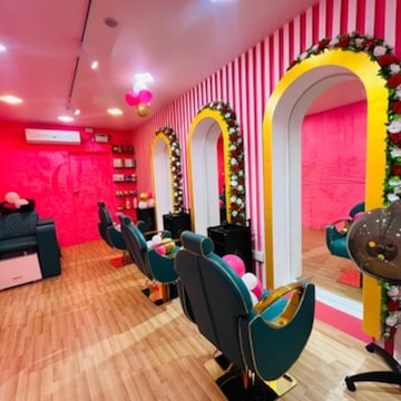 Traditional Saloon & Spa