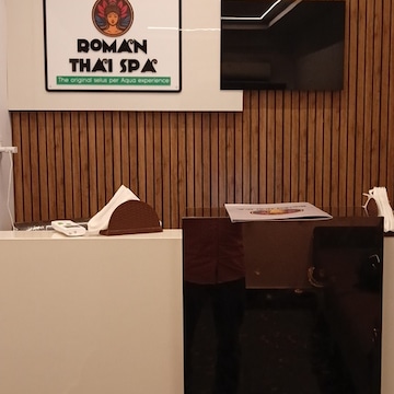 Roman Thai Spa