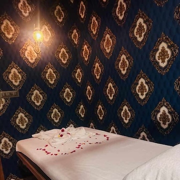 Natural Thai Spa & Salon