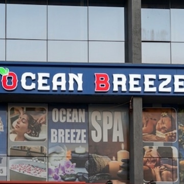 Ocean Breeze Spa