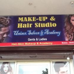 Make Up & Hair Stodio