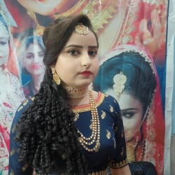 Manvi Beauty Parlour