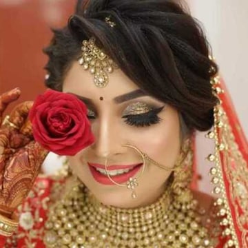 Golden Lady Beauty Parlour