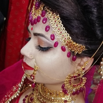 Khushi Beauty Parlour and Spas