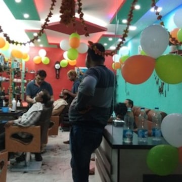 Awesome Hair Cutting Saloon