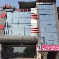 Shehnaz Hussain Signature Saloon