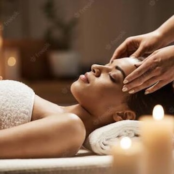 Preet (Spa Centre)