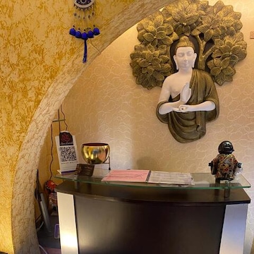 THE ROYAL LUXURY SPA