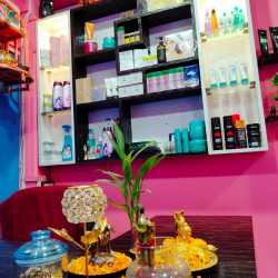 B The Hair Cutting Mind Specialist