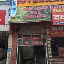 Magic Hands & Party Hall