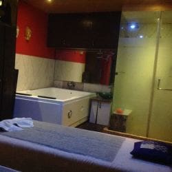 Ayurveda And Panchkarma Therapy Centre