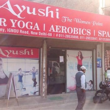 Ayushi The Women Point