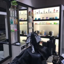 Royal's Beauty Care & Family Salon