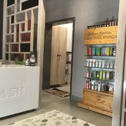 Mash Up Salon & Make Up Studio