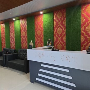 One 8 Salon & Spa