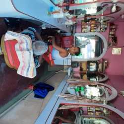 Raunak Hair Cutting Saloon