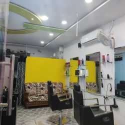 Royal Looks Unisex Salon & Spa