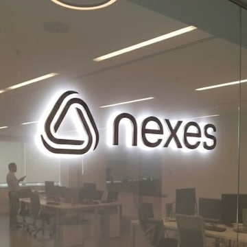 Nexes