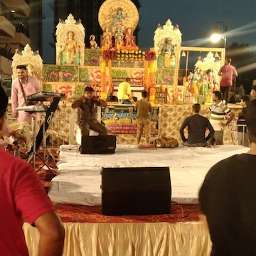 Lucky Caterers