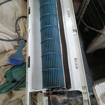 KD AIR CONDITIONER