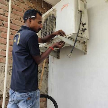 MR. MAINTENANCE